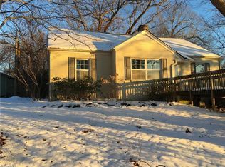 1129 W Holly Hill Rd, Thomasville, NC 27360