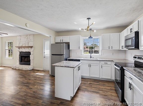 5th image of 1067 Pleasant Oak Dr