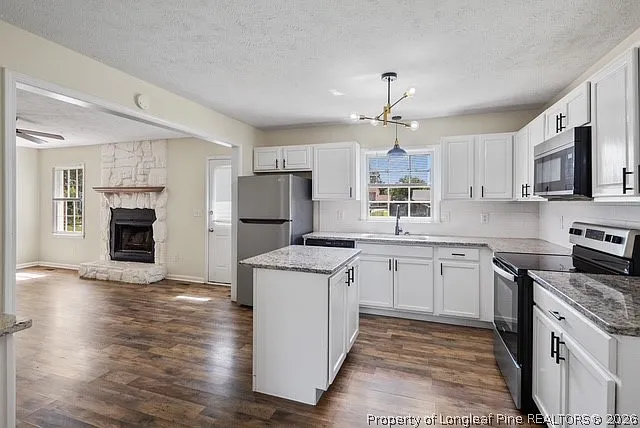 1067 Pleasant Oak Dr — Photo 5