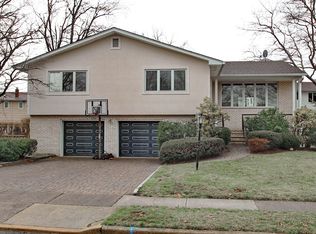 41-05 Geiger Pl, Fair Lawn, NJ 07410