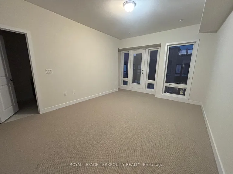 55 Ingersoll Ln — Photo 23