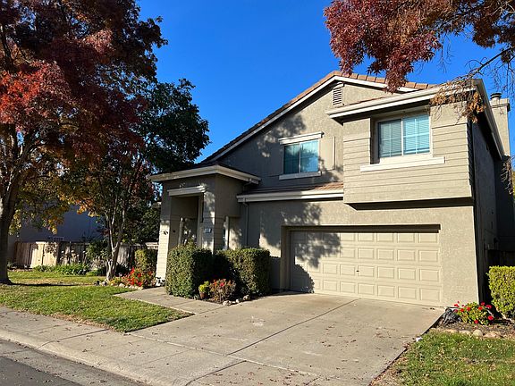 4th image of 4001 Riviera Ln