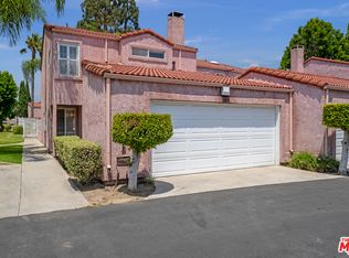 180 Racquet Club Dr, Compton, CA 90220