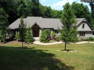 12770 Keystone Ln, Chardon, OH 44024