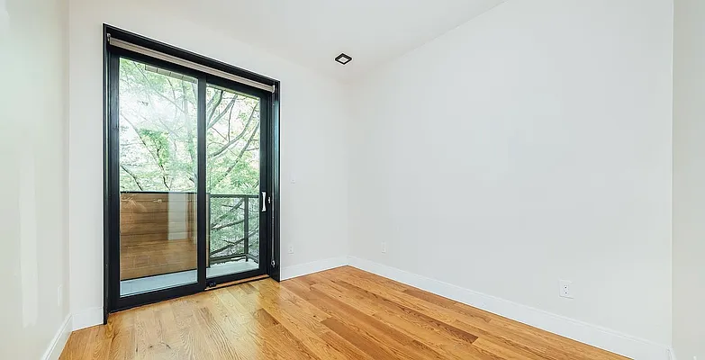 Rented by MADEHOME | media 10