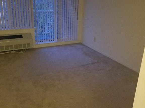 2nd image of 195 Wellington Ct APT 3M
