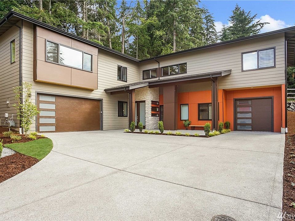 1st image of 440 212th Pl SE
