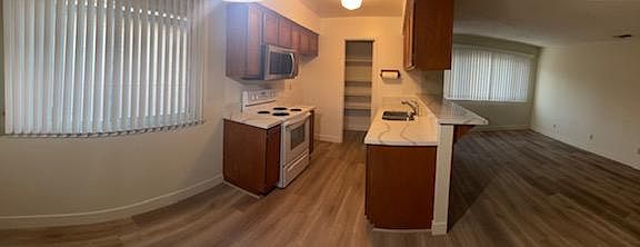 2nd image of 18124 Camino Bello APT 4