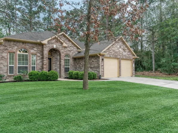 3142 Fitzgerald Dr, Montgomery, TX 77356