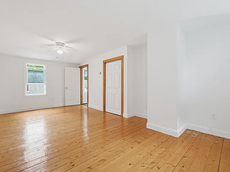 17 Church Ct — Photo 22