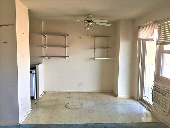 4th image of 2935 W 5th St APT 20H