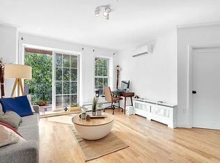 636 Leonard St APT 3A, Brooklyn, NY 11222