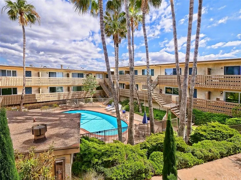 26130 Narbonne Ave #135 — Photo 45