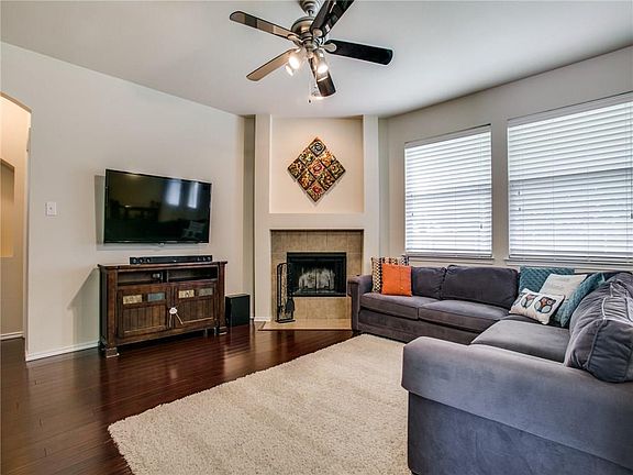 5th image of 1538 Sleepy Hollow Dr