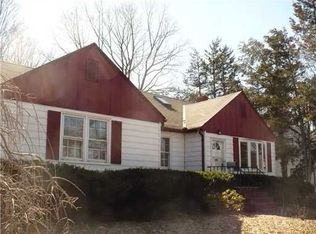 5 Charles St, Ellenville, NY 12428