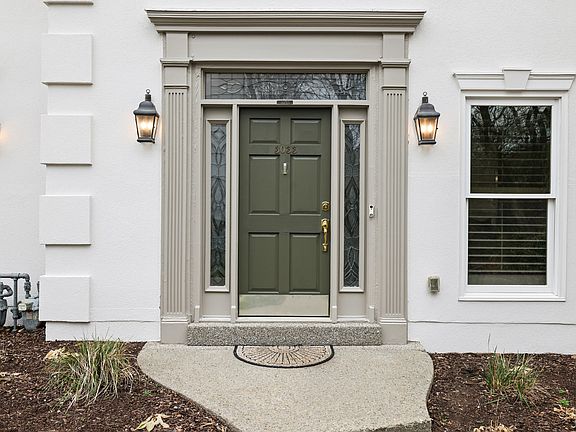 5th image of 3033 Woodlawn Dr
