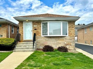 6322 W 63rd Pl, Chicago, IL 60638
