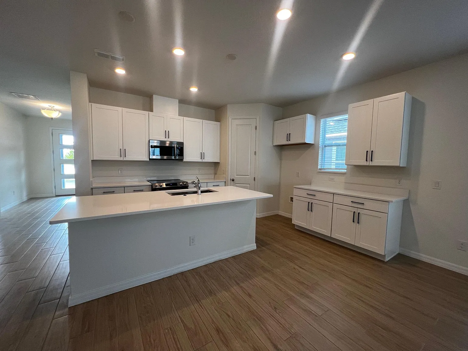 2994 Polaris Dr — Photo 3