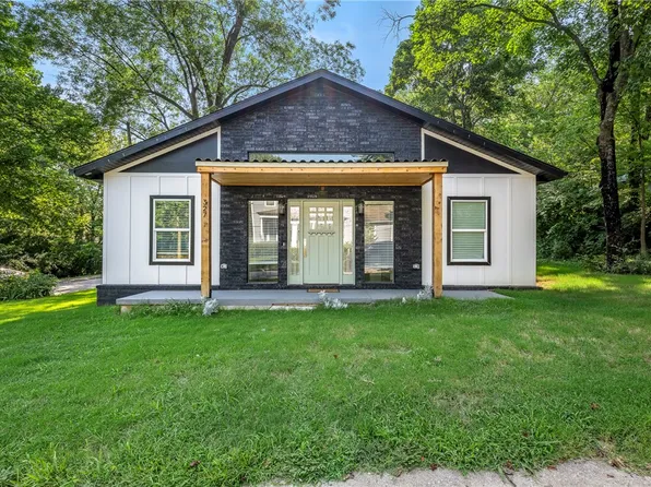 327 S East Ave, Fayetteville, AR 72701