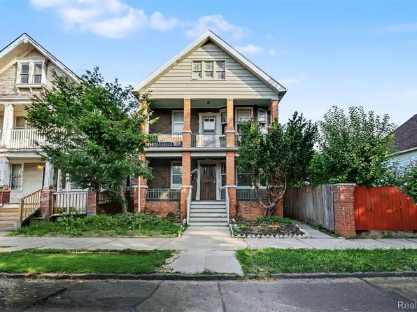 6850 Bulwer St, Detroit, MI 48210