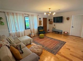 401 SE 3rd Pl, Deerfield Beach, FL 33441