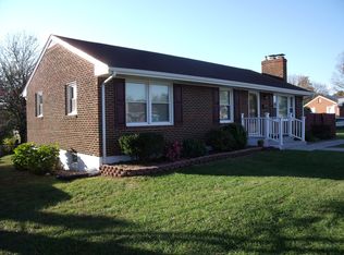 4424 Harford Cir NW, Roanoke, VA 24012