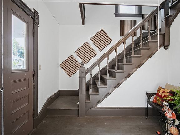 4th image of 26 Hebron St