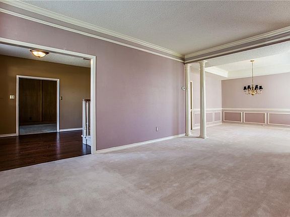 5th image of 604 Homewood Dr