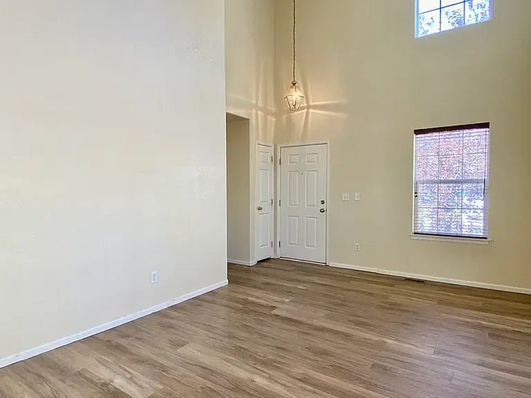 16676 E Phillips Pl — Photo 6