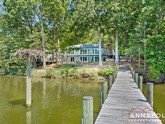 2nd image of 866 Holly Dr S