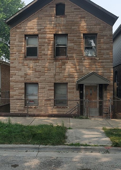 1st image of 2704 S Hillock Ave