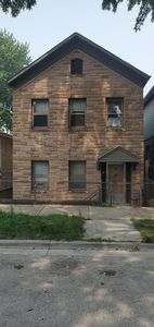 2704 S Hillock Ave, Chicago, IL, 60608