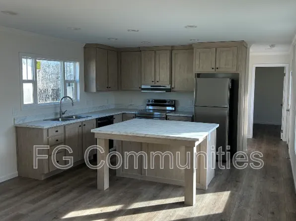 39 17th St SE Trailer 5, Hickory, NC 28602