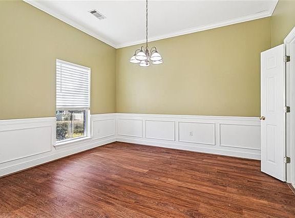 5th image of 1398 Stillwater Dr