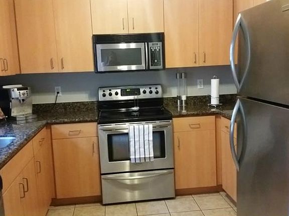 5th image of 230 N Glenwood Ave #6