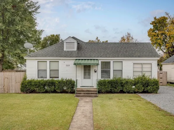 1009 N 8th St, Monroe, LA 71201
