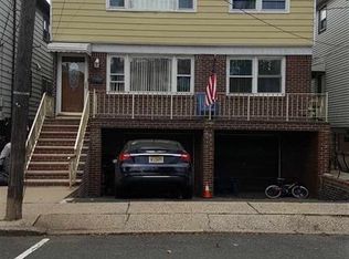 14 Packard St, Bayonne, NJ 07002