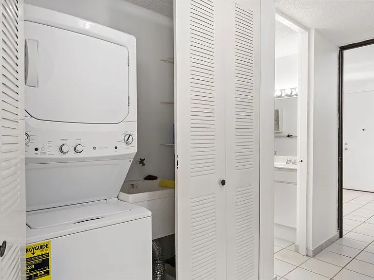 Cond Aventura 350 Via Aventura Apt 6201 — Photo 6