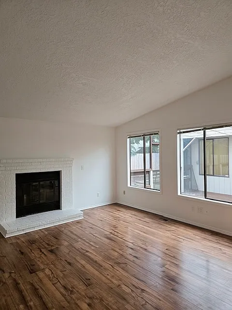 3 bed, 1414 sqft, $2,900 — Photo 3