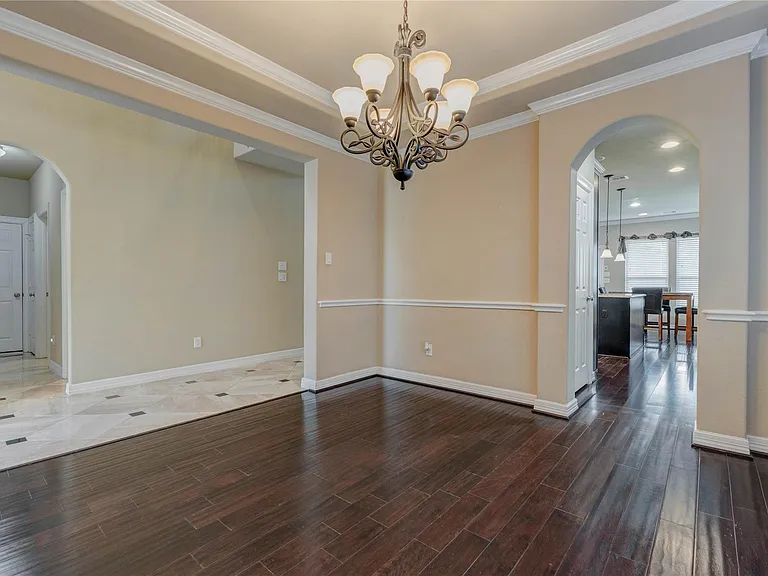 27810 Yorkshire Brook Ln — Photo 9