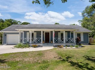 920 Kings Landing Rd, Hampstead, NC 28443