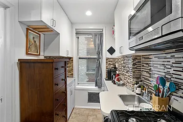 Rented by (Legacy) Elegran