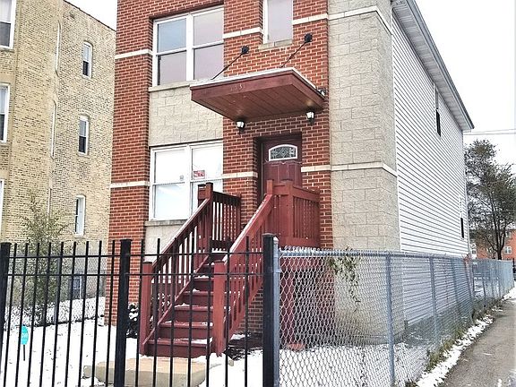 2nd image of 1331 S Sawyer Ave