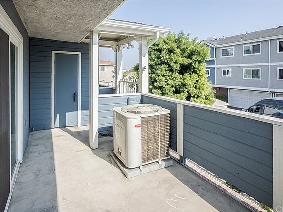 2nd image of 21901 Moneta Ave Unit 35