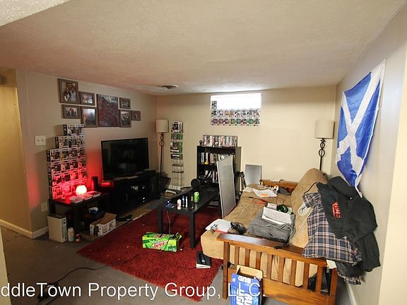 4th image of 608 N Alameda Ave #B
