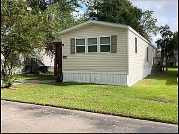 8401 NW 13th St #140