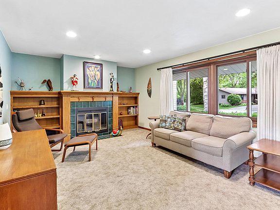 4th image of 318 Oldfield Rd