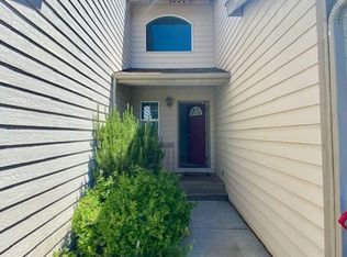 2202 NE Holliday Ave #1-4, Bend, OR 97701