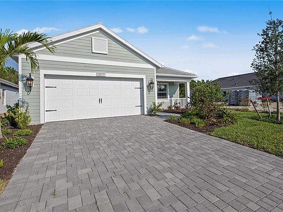 2nd image of 3057 Heritage Pines DR