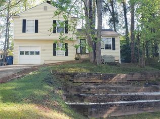 79 Birch Rill Dr, Alpharetta, GA 30022